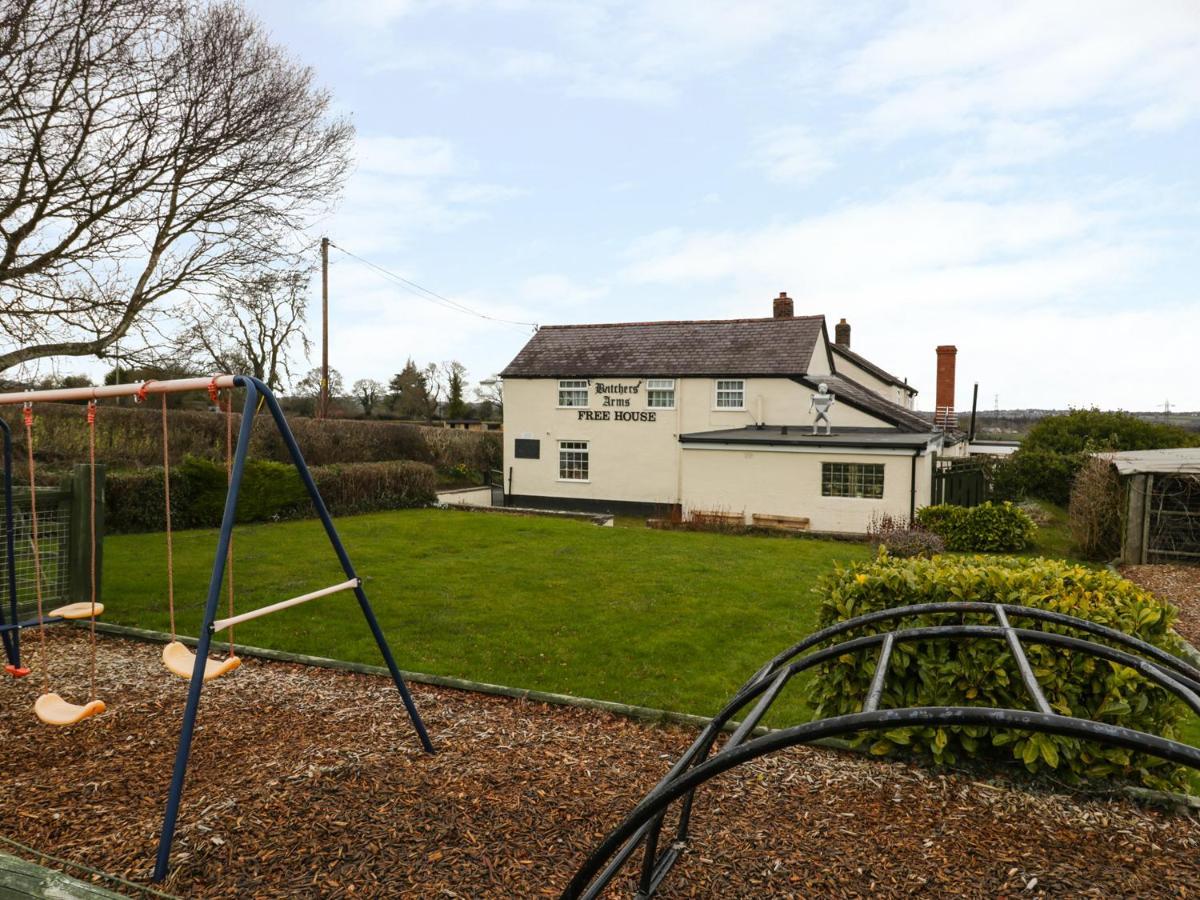 Butchers Arms Cottage Nercwys Luaran gambar